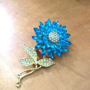 Blue Flower Small Broach